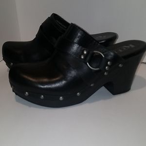 Ladies Korks Clog
